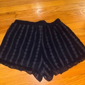Alya Black and Gray Patterned High Waist Shorts
